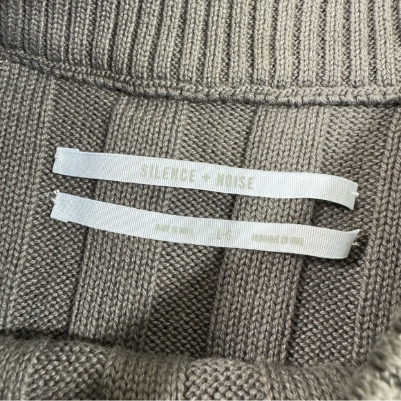 New Silence And Noise Cropped Dark Grey Sweater Long Sleeve - Picture 5 of 7